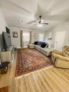 Country Home Close to Mountain View AR - image 3