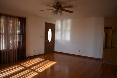 Cherokee Lake View Home in Bean Station, TN For Sale - image 11