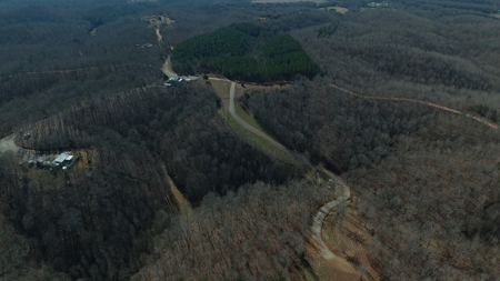 Unrestricted Land With Building For Sale In Hardin County - image 40