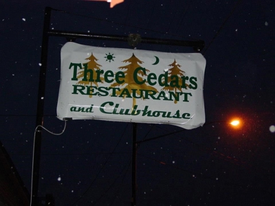 Northern Michigan  Restaurant / Bar In Millersburg, Michigan - image 2