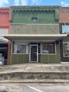 Residential in Town For Sale in Thayer, MO - image 2