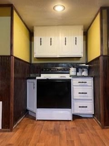 Residential in Town For Sale in Thayer, MO - image 11