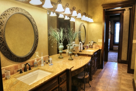 Property For Sale In Missouri With Unlimited Possibilities - image 14