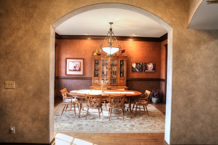 Property For Sale In Missouri With Unlimited Possibilities - image 2