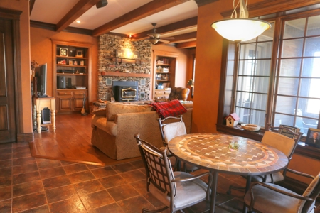 Property For Sale In Missouri With Unlimited Possibilities - image 5
