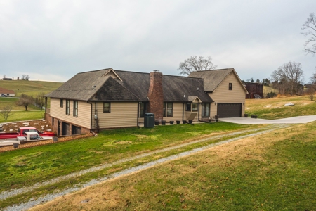 3 BR, 2 BA Home in East TN on 8 Acres For Sale - image 17
