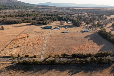 Country Home On 20 Acres For Sale In Poteau Oklahoma - image 30