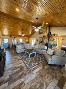 Country Home On 20 Acres For Sale In Poteau Oklahoma - image 9