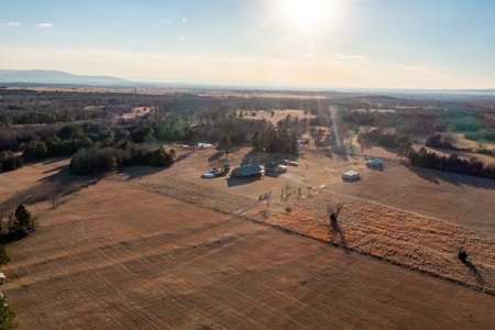 Country Home On 20 Acres For Sale In Poteau Oklahoma - image 25
