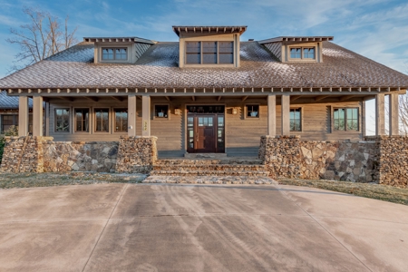 Pending Lakefront Home on Dale Hollow Lake in Albany, KY - image 45