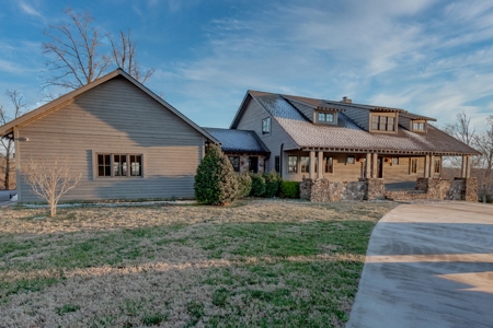Pending Lakefront Home on Dale Hollow Lake in Albany, KY - image 46