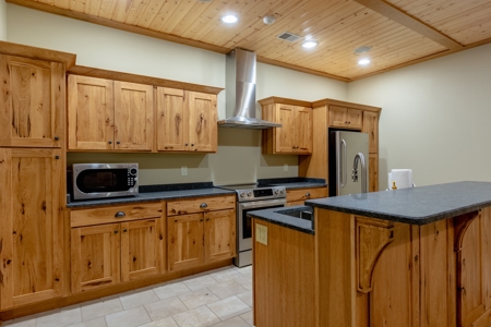 Pending Lakefront Home on Dale Hollow Lake in Albany, KY - image 42