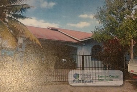 2 House For Sale In Penonome Cocle - image 4