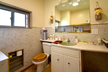 Country Home on 3.25 +/- Level Acres for Sale St. John, WA - image 28