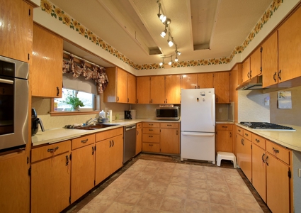 Country Home on 3.25 +/- Level Acres for Sale St. John, WA - image 5