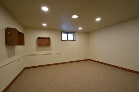 Country Home on 3.25 +/- Level Acres for Sale St. John, WA - image 14