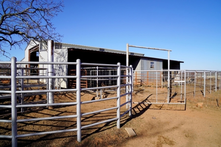 Central Oklahoma Farm & Ranch, Meeker, Ok - image 34