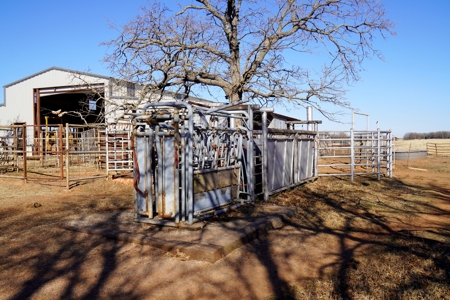 Central Oklahoma Farm & Ranch, Meeker, Ok - image 32