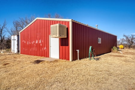 Country Home with Acreage for Sale, Roger Mills County, OK - image 15
