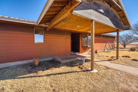 Country Home with Acreage for Sale, Roger Mills County, OK - image 7