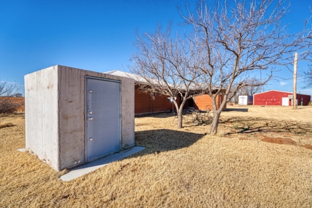 Country Home with Acreage for Sale, Roger Mills County, OK - image 11