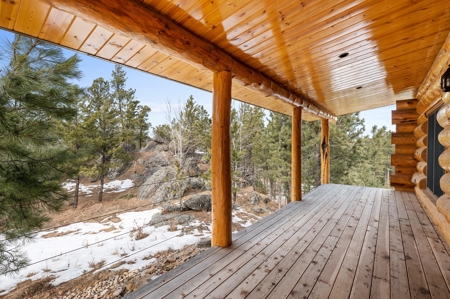 Custom Log home on 5 acres in Custer, South Dakota - image 3