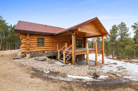 Custom Log home on 5 acres in Custer, South Dakota - image 4