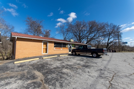 Pending! Home Commercial Building Basement Hwy 64 Waynesboro - image 3