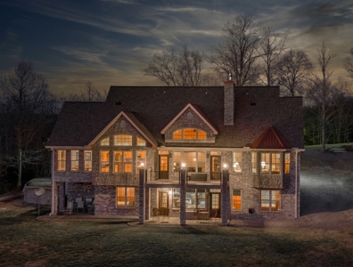 Luxury Lakeview Home in Burkesville, Kentucky - image 50
