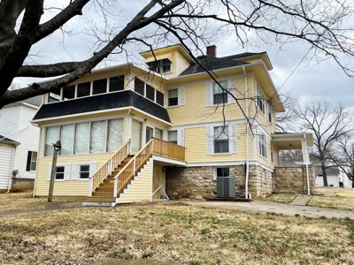 Historic Victorian Home at Truman Lake, Osceola, Missouri - image 46