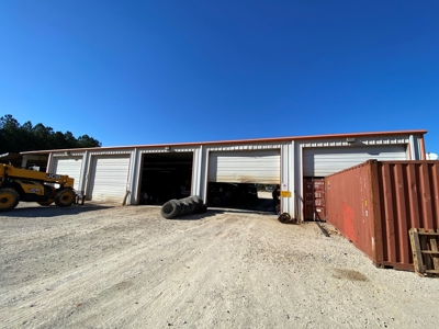 Commercial Building Kilgore Texas with 50 Acres - image 5