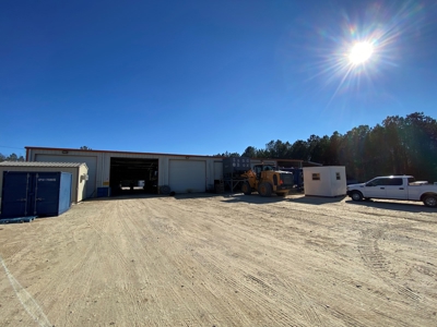 Commercial Building Kilgore Texas with 50 Acres - image 9
