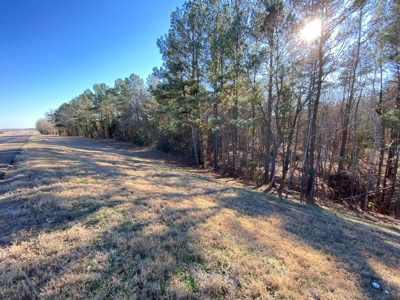 Commercial Building Kilgore Texas with 50 Acres - image 32