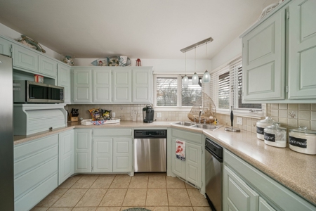 Lakefront Property FOR SALE in Pryor OK on Lake Hudson - image 14