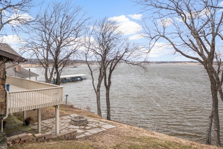 Lakefront Property FOR SALE in Pryor OK on Lake Hudson - image 32