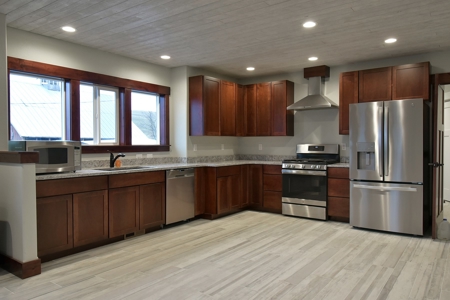 Country Home on 1.3 AC Located Just Minutes from Moscow, ID - image 5
