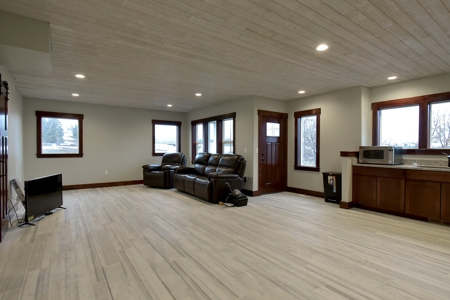 Country Home on 1.3 AC Located Just Minutes from Moscow, ID - image 2