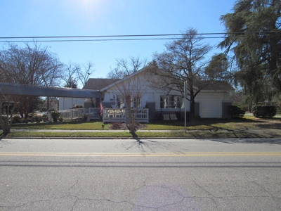 Charming Hometown Assisted Care Facility - image 3