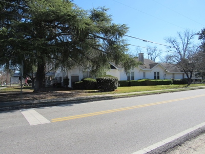 Charming Hometown Assisted Care Facility - image 5