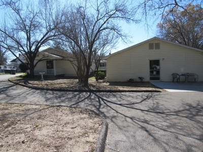 Hometown Assisted Living Care Facility - image 9