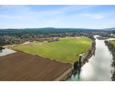 Versatile Land Parcel w/Riverfront Access in Castle Rock, WA - image 3