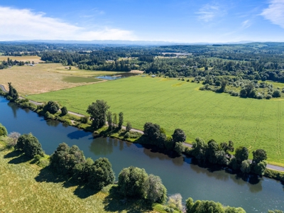 Versatile Land Parcel w/Riverfront Access in Castle Rock, WA - image 11
