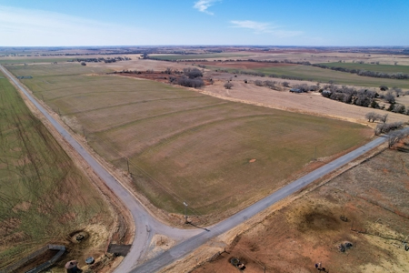 ±240 Acres with Country Home for Sale – Custer County, OK - image 3