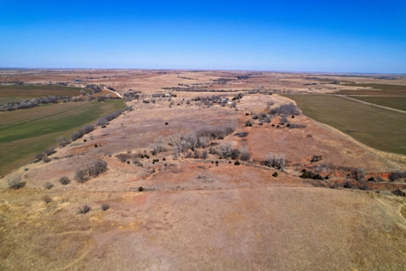 ±240 Acres with Country Home for Sale – Custer County, OK - image 17