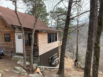 Creek Paradise With Views - image 16