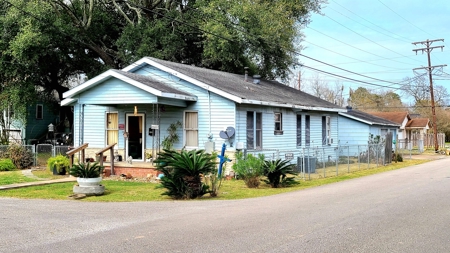 Investment Property, Great Flip Home in Port Arthur Texas - image 1
