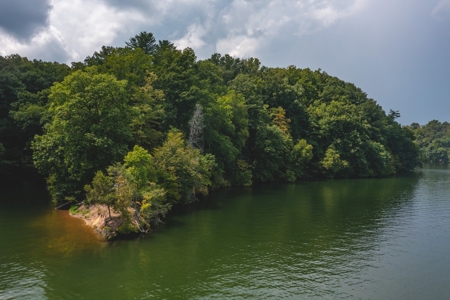 Lakefront Building Lot on Claytor Lake! - image 4