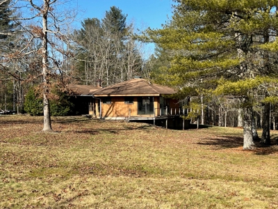 Waterfront Hunting Property with Lodge For Sale in Tennessee - image 21