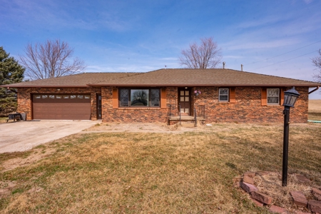 Missouri Cattle Ranch For Sale - image 43