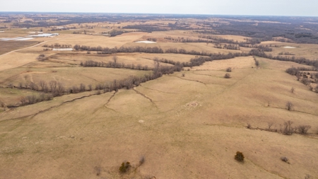 Missouri Cattle Ranch For Sale - image 7